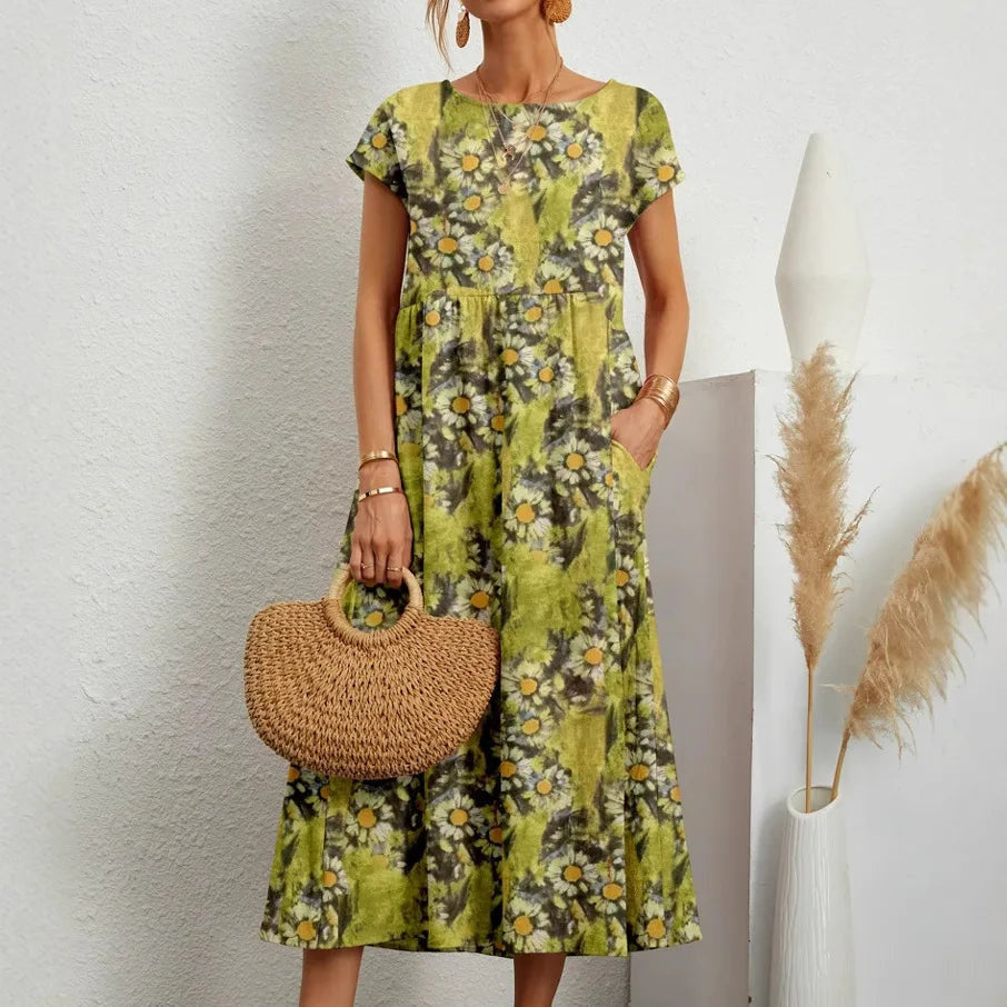 Women's Floral Short Sleeve Midi Dress with Gathered Waist - Light Green