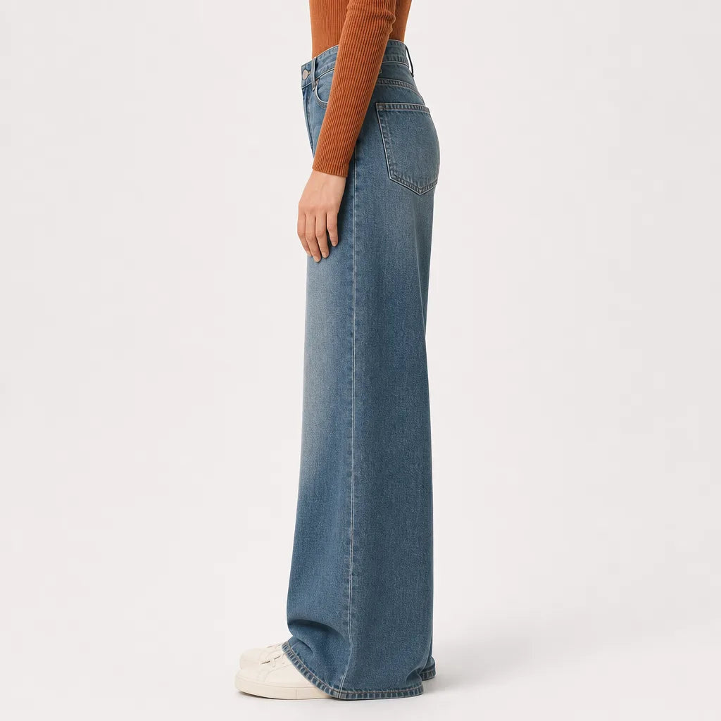 Women's Wide Leg Jeans with Five Pocket Detail - Blue