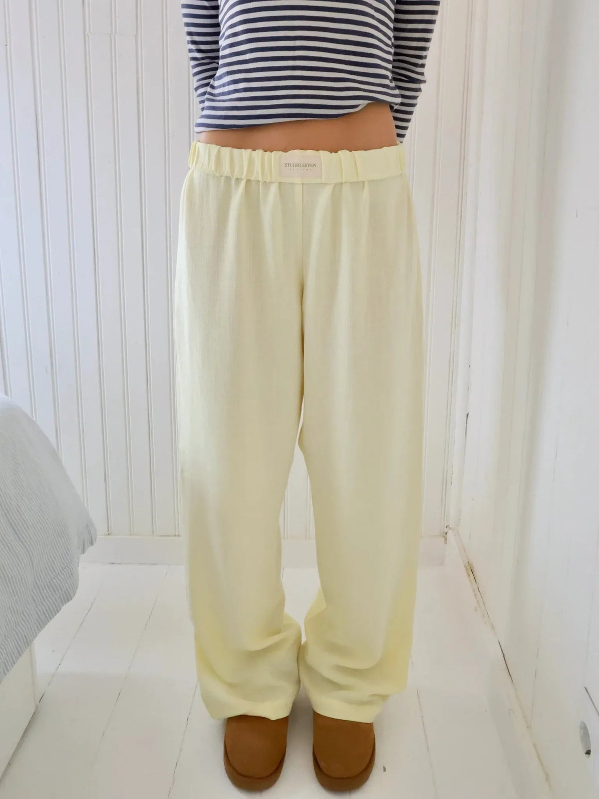 Women's Wide Leg Pants with Gathered Elastic Waist - Yellow